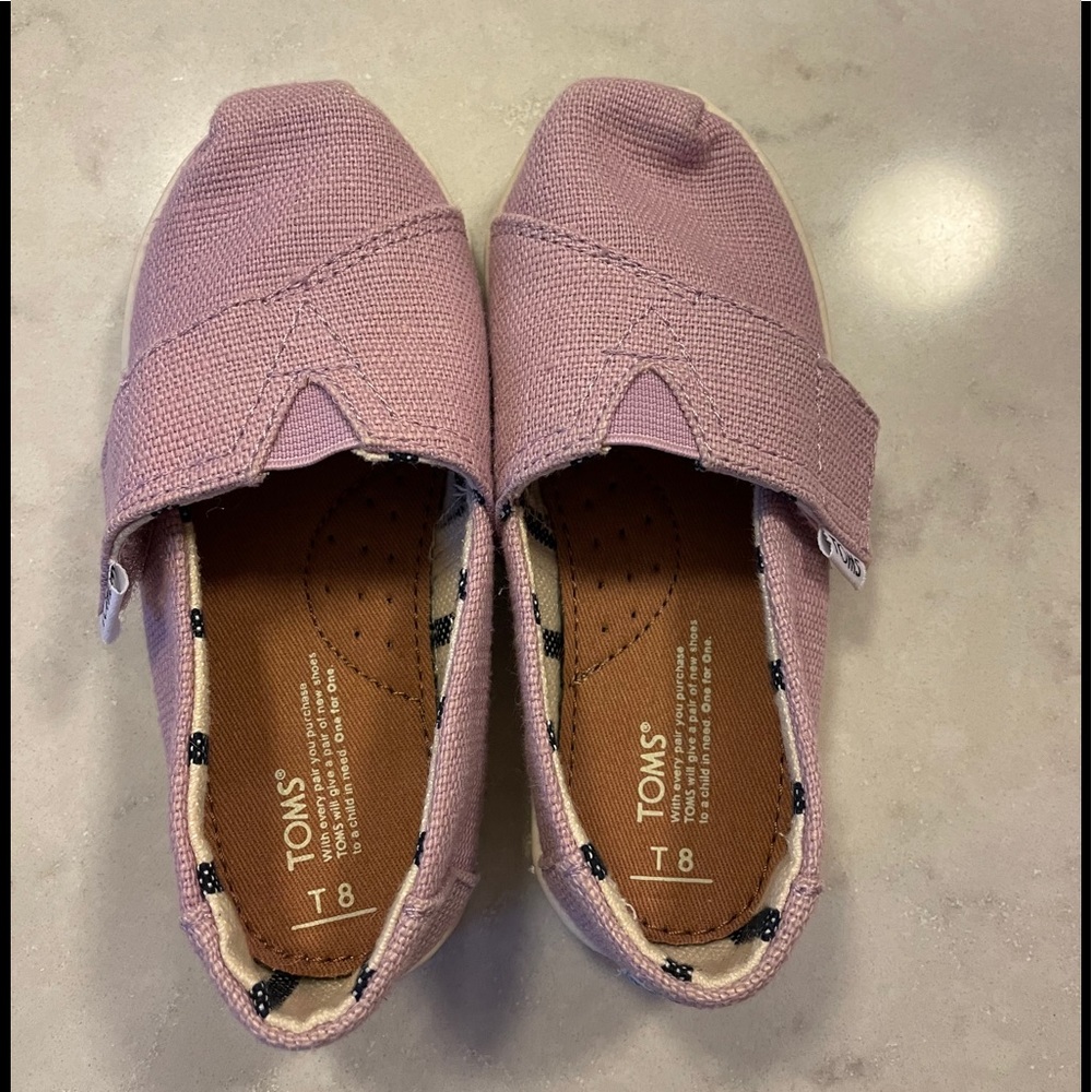 NWOB Toms - size T8